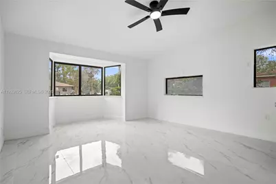 1445 NE 147th St, Miami, FL 33161 - Photo 9