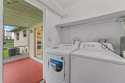 72 NW 162nd St #72, Miami, FL 33169 - Photo 11