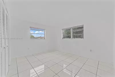 72 NW 162nd St #72, Miami, FL 33169 - Photo 13