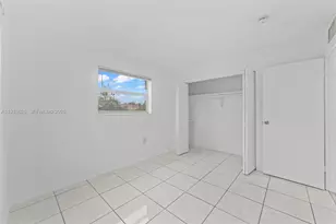 72 NW 162nd St, Miami, FL 33169 - Photo 17