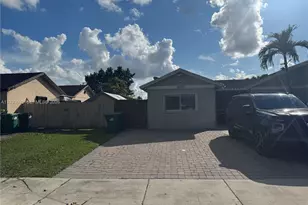 14232 SW 155th St, Miami, FL 33177 - Photo 3