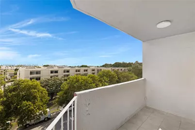 1750 W 46th St #544, Hialeah, FL 33012 - Photo 15