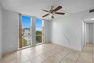 1750 W 46th St, Hialeah, FL 33012 - Photo 23