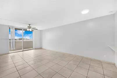 1750 W 46th St #544, Hialeah, FL 33012 - Photo 9