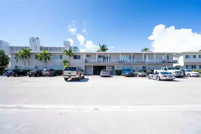 1940 Biarritz Dr #16, Miami Beach, FL 33141 - Photo 21