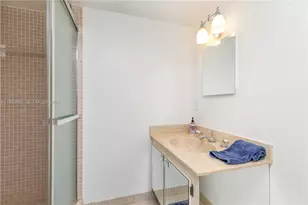 2751 S Ocean Dr, Hollywood, FL 33019 - Photo 17