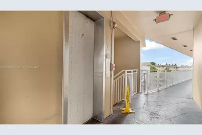 5021 W Oakland Park Blvd #312, Lauderdale Lakes, FL 33313 - Photo 17