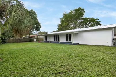 142 SW 53rd Ave, Plantation, FL 33317 - Photo 27