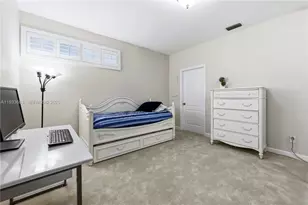 2607 Holy Cross Ln, Lake Worth, FL 33460 - Photo 27