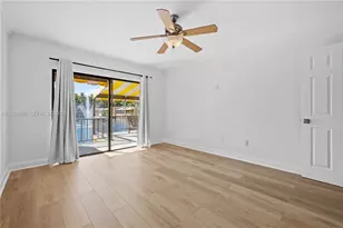 15518 Braemar Ct, Miami Lakes, FL 33014 - Photo 11