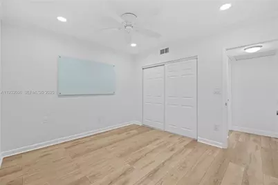 15518 Braemar Ct, Miami Lakes, FL 33014 - Photo 21