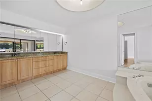 15518 Braemar Ct, Miami Lakes, FL 33014 - Photo 27