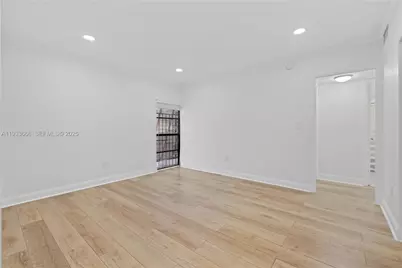 15518 Braemar Ct, Miami Lakes, FL 33014 - Photo 17