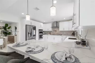 224 E Acre Dr, Plantation, FL 33317 - Photo 13