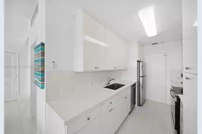 4925 Collins Ave #5H, Miami Beach, FL 33140 - Photo 7