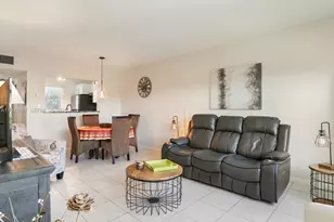 4706 NW 36th St, Lauderdale Lakes, FL 33319 - Photo 9
