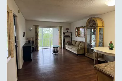 950 Hillcrest Dr #411, Hollywood, FL 33021 - Photo 7