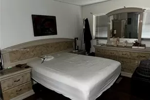 950 Hillcrest Dr, Hollywood, FL 33021 - Photo 5