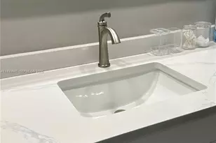 1601 S Ocean Dr, Hollywood, FL 33019 - Photo 29