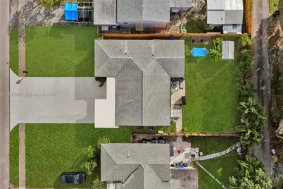 1450 NE 180th St, North Miami Beach, FL 33162 - Photo 33