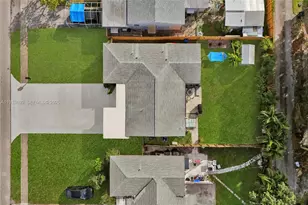 1450 NE 180th St, North Miami Beach, FL 33162 - Photo 33