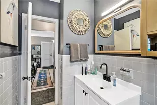 1450 NE 180th St, North Miami Beach, FL 33162 - Photo 17