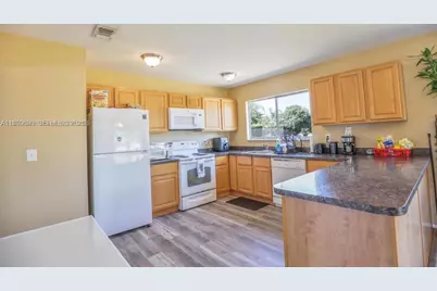 250 SW Homeland Rd #0, Port Saint Lucie, FL 34953 - Photo 9