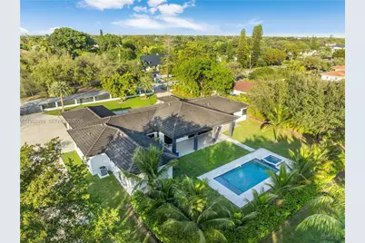 10398 SW 64th St, Miami, FL 33173 - Photo 95