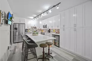 1003 10th Terrace, Palm Beach Gardens, FL 33418 - Photo 1