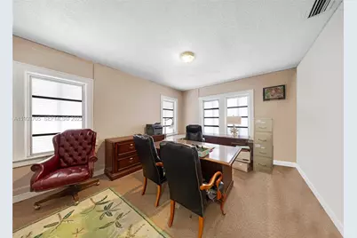 242 NW 12th Ave, Miami, FL 33128 - Photo 11