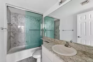 800 Claughton Island Dr, Miami, FL 33131 - Photo 23