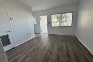 251 Hibiscus Dr, Miami Springs, FL 33166 - Photo 17