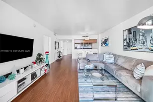 1800 N Bayshore Dr, Miami, FL 33132 - Photo 13