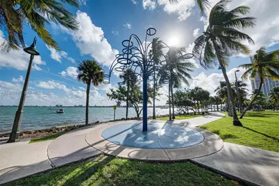 1800 N Bayshore Dr #3206, Miami, FL 33132 - Photo 31