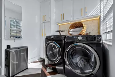 800 NE 97th St #0, Miami Shores, FL 33138 - Photo 23