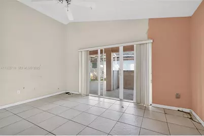 1244 NW 171st Ave, Pembroke Pines, FL 33028 - Photo 21