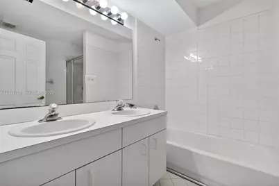 1244 NW 171st Ave, Pembroke Pines, FL 33028 - Photo 25