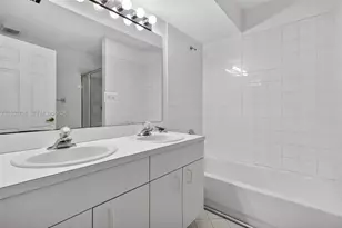 1244 NW 171st Ave, Pembroke Pines, FL 33028 - Photo 25