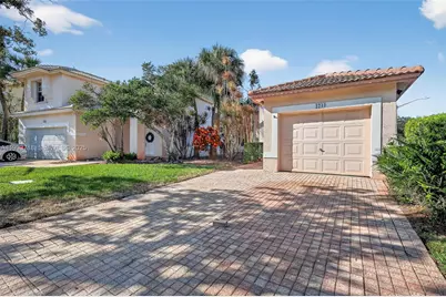 1244 NW 171st Ave, Pembroke Pines, FL 33028 - Photo 3