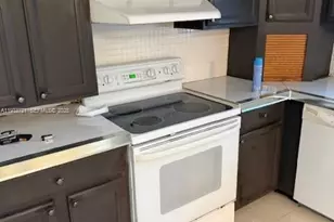 3924 Hayes St, Hollywood, FL 33021 - Photo 7