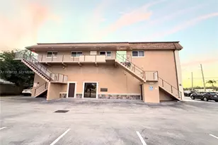 2950 Griffin Rd, Dania Beach, FL 33312 - Photo 13