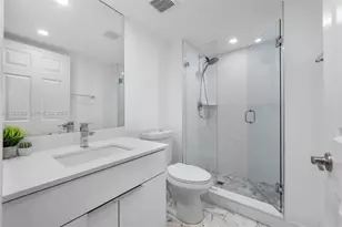 4301 Collins Ave, Miami Beach, FL 33140 - Photo 17