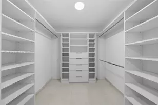 4301 Collins Ave, Miami Beach, FL 33140 - Photo 15