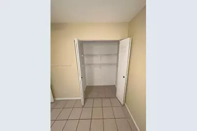 8041 Southgate Blvd #H1, North Lauderdale, FL 33068 - Photo 5