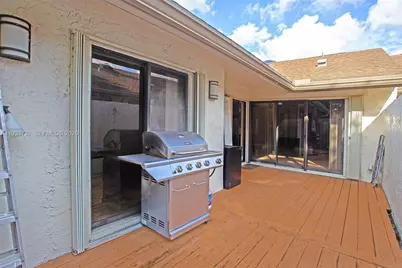 3074 S Oakland Forest Dr #702, Oakland Park, FL 33309 - Photo 25