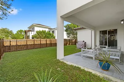 15293 SW 176th Ter #15293, Miami, FL 33187 - Photo 5