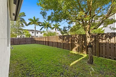 15293 SW 176th Ter #15293, Miami, FL 33187 - Photo 3