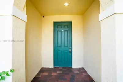 4652 Horseshoe Circle, Davie, FL 33328 - Photo 7