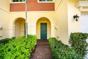 4652 Horseshoe Cir, Davie, FL 33328 - Photo 5