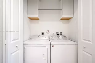 4652 Horseshoe Cir, Davie, FL 33328 - Photo 31